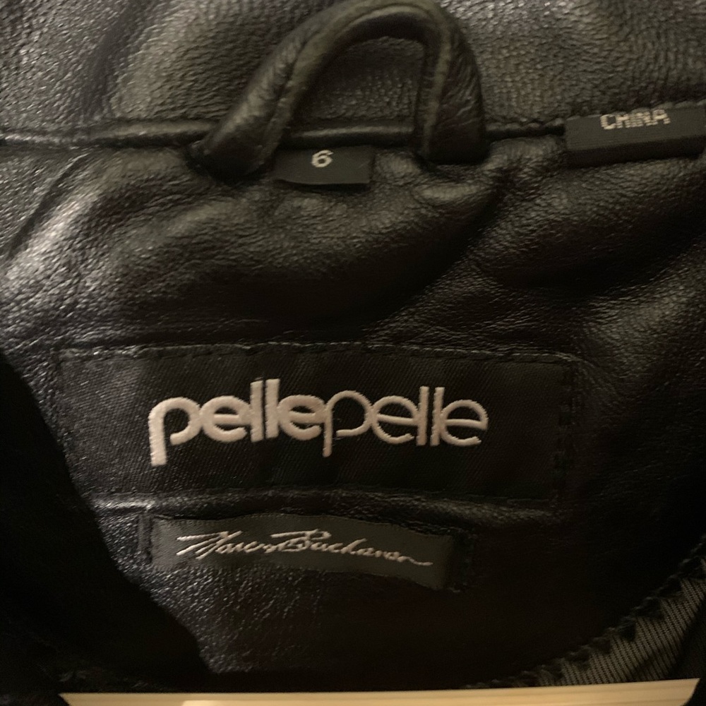 Black & Gold PellePelle jacket